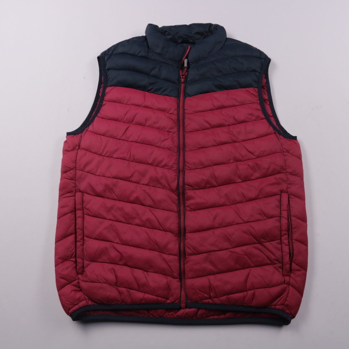 жилет St Bernard