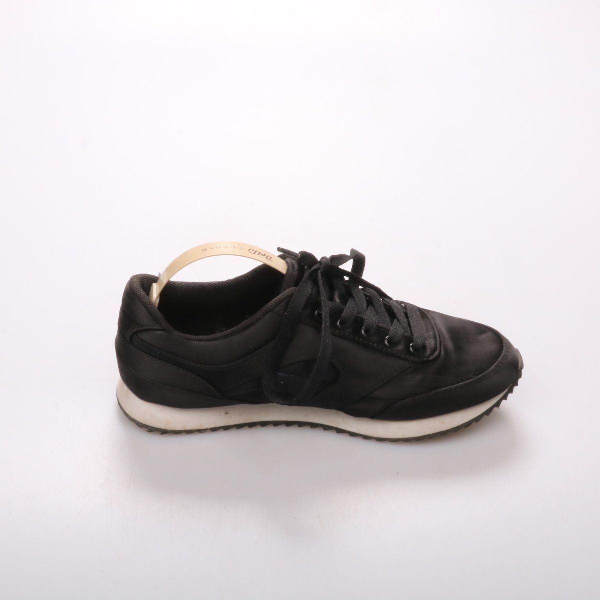 кроссовки Divided