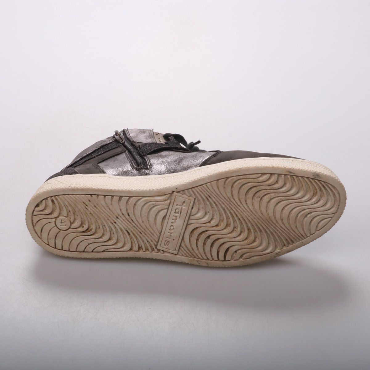 кроссовки Tamaris