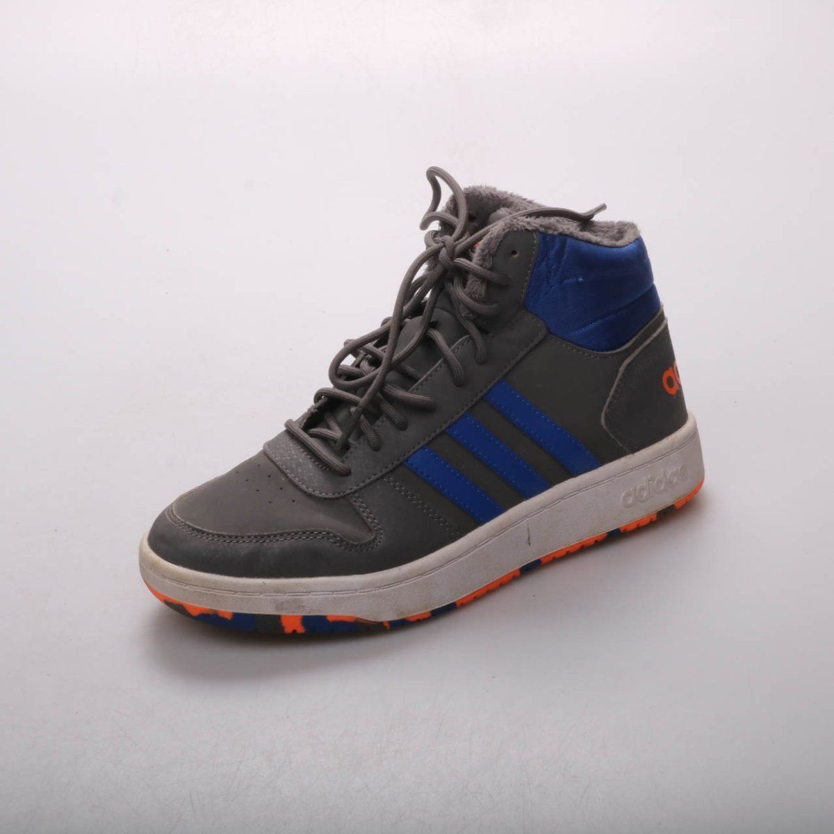 кроссовки Adidas