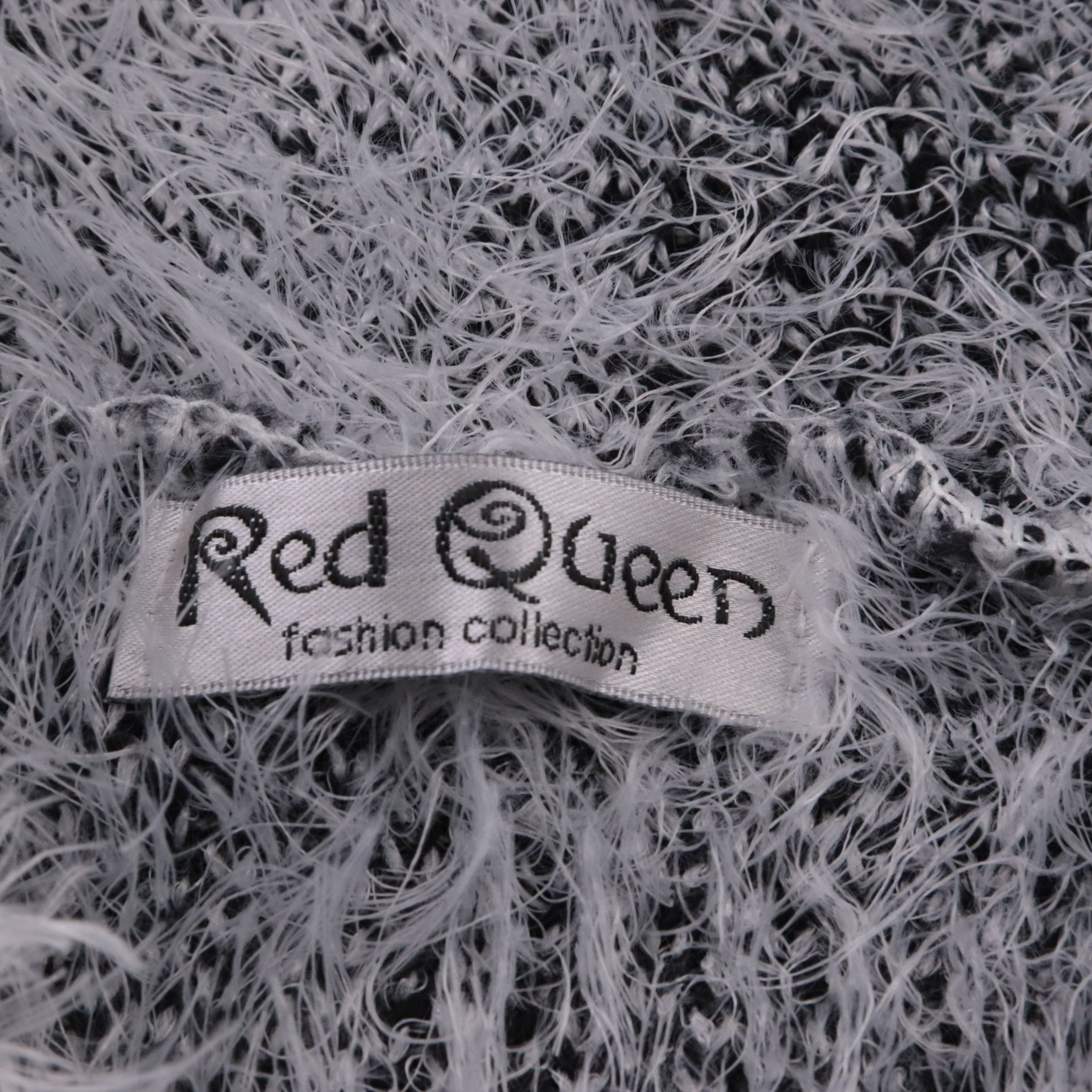 кардиган Red Queen