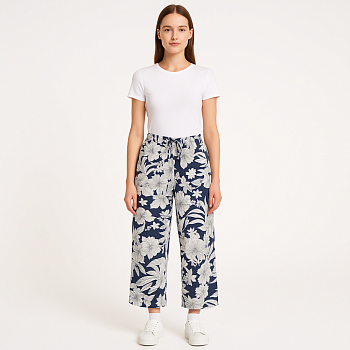 брюки не указано