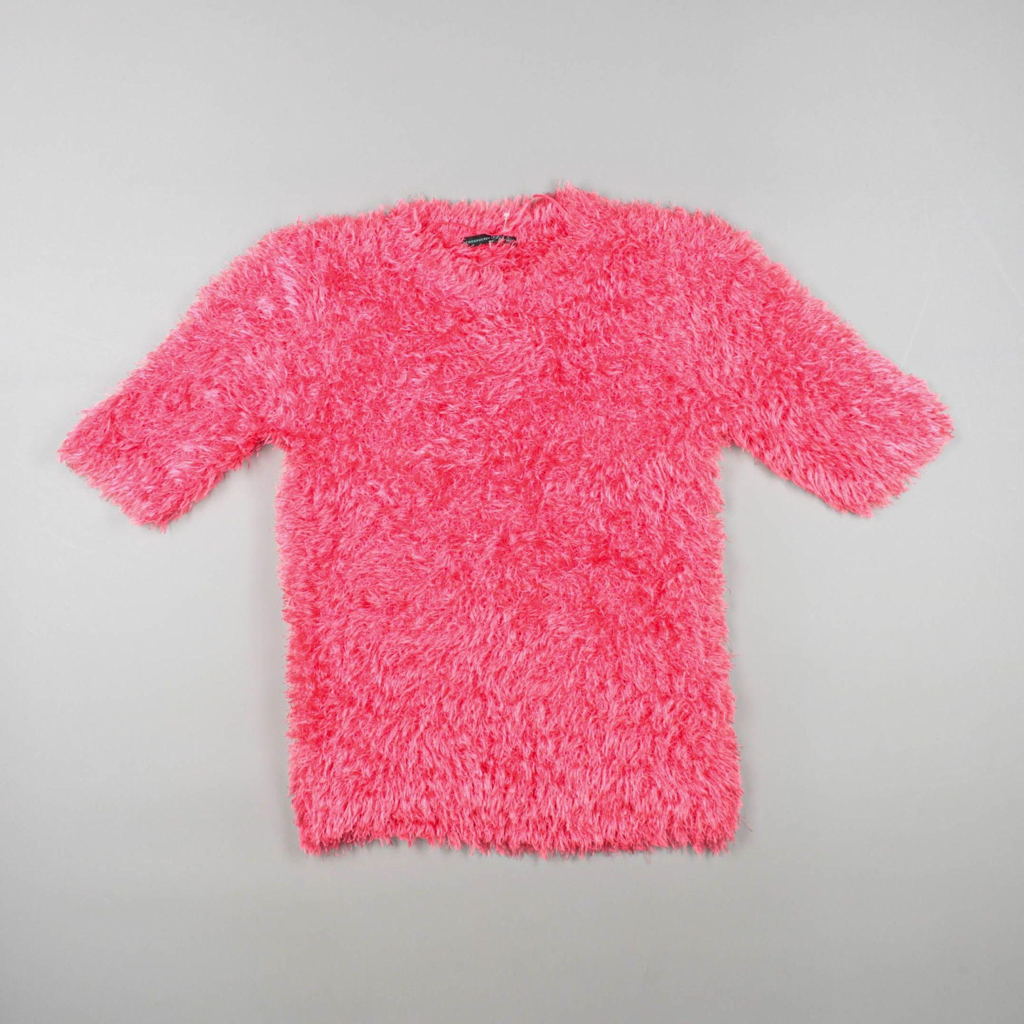 свитер не указано