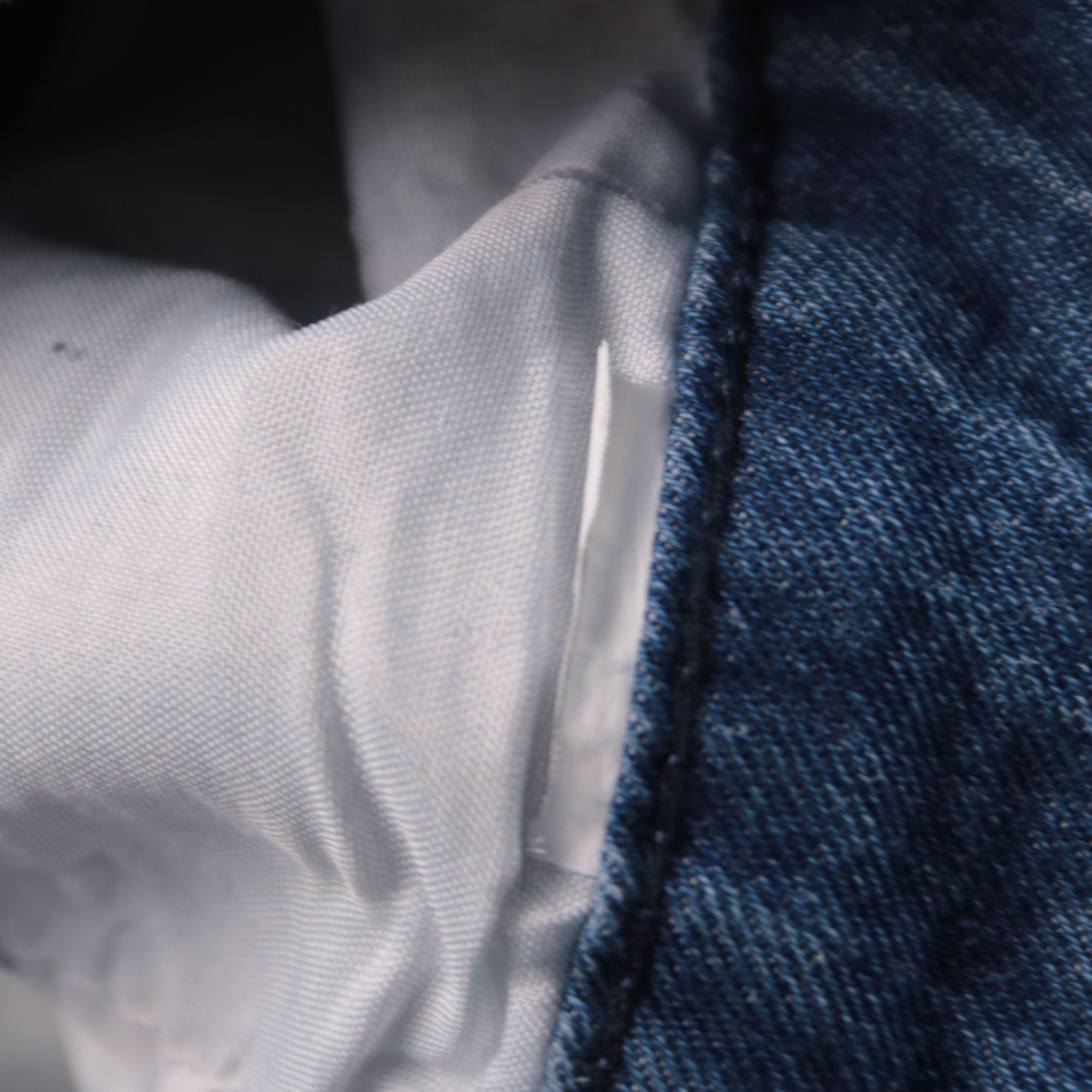 шорты не указано