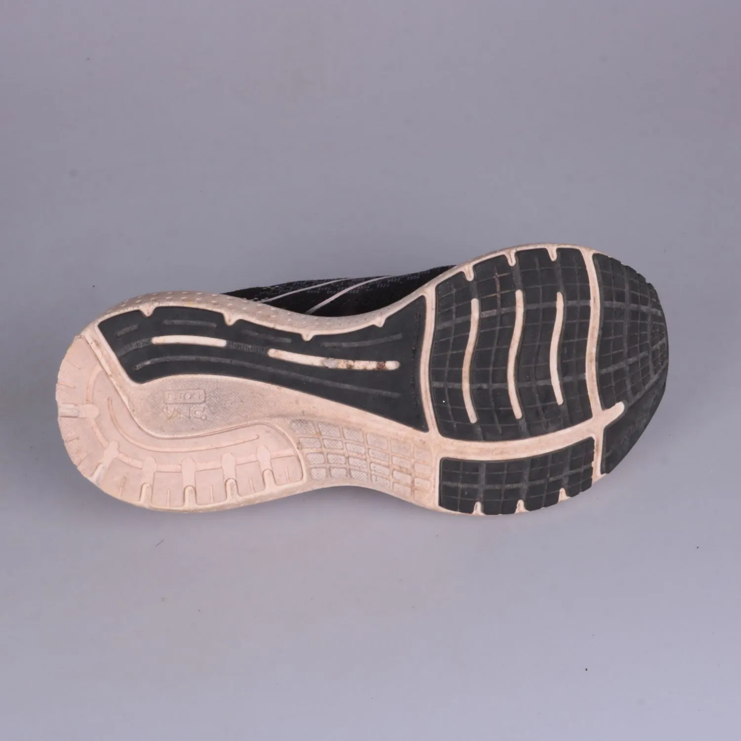 кроссовки Brooks