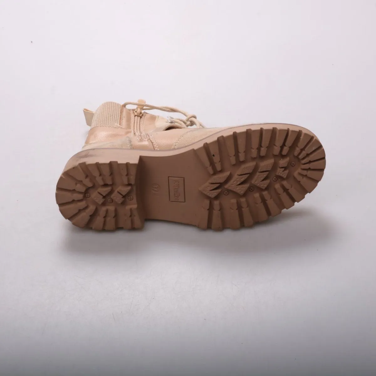 ботинки DeeZee