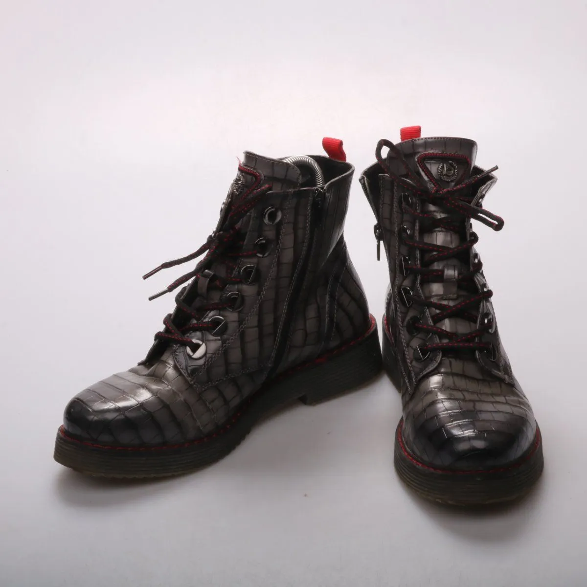 ботинки Bugatti