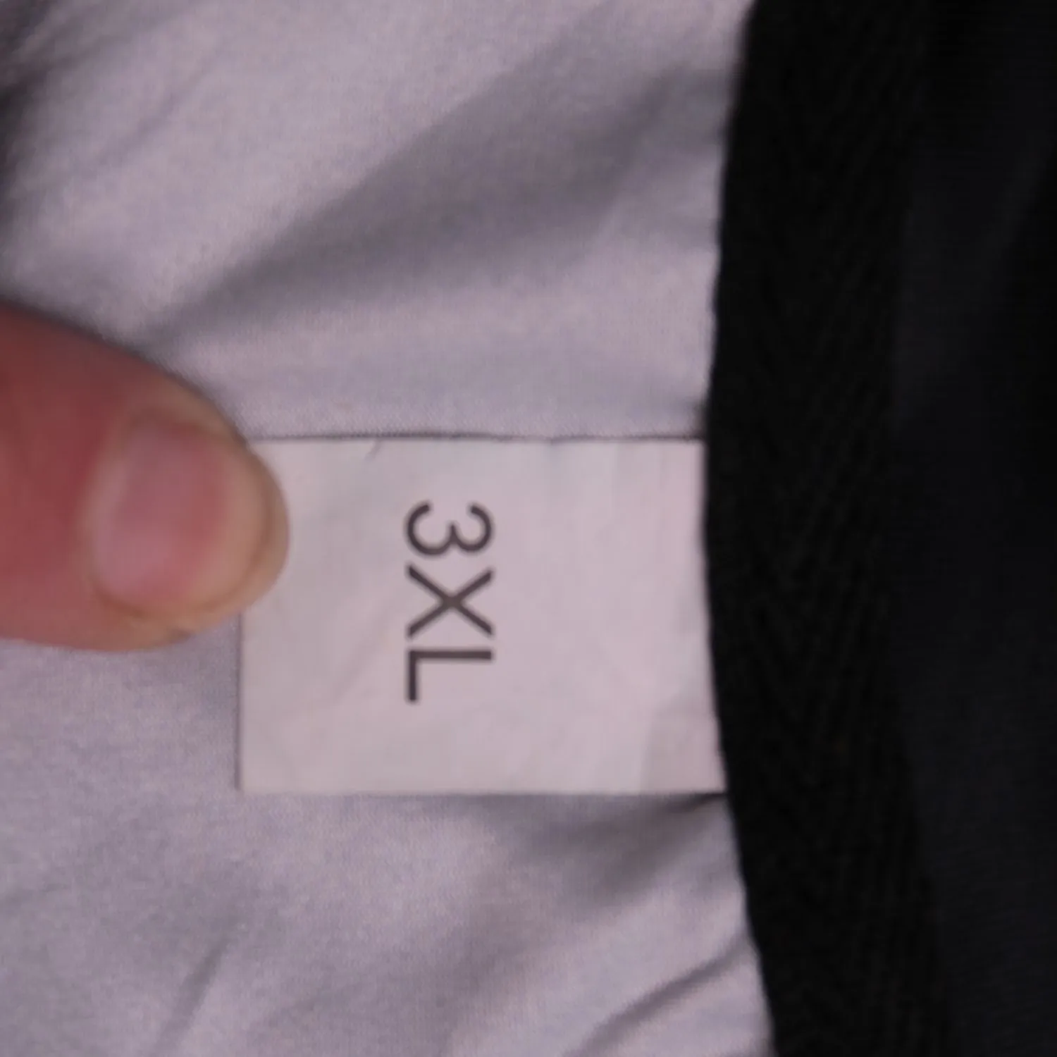 Чёрная футболка с крупным принтом котёнка, размер 60 (3XL)