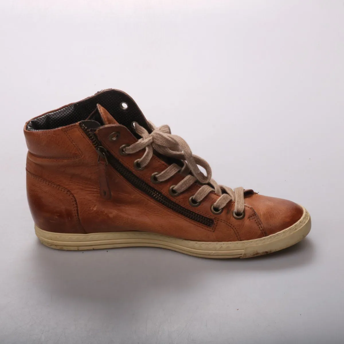 кроссовки Paul Green