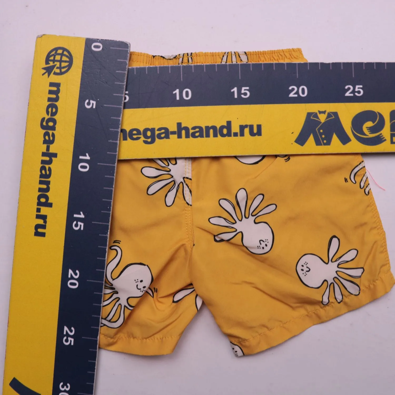 Жёлтые плавательные шорты HEMA с осьминогами, размер 74 см (9 мес.)