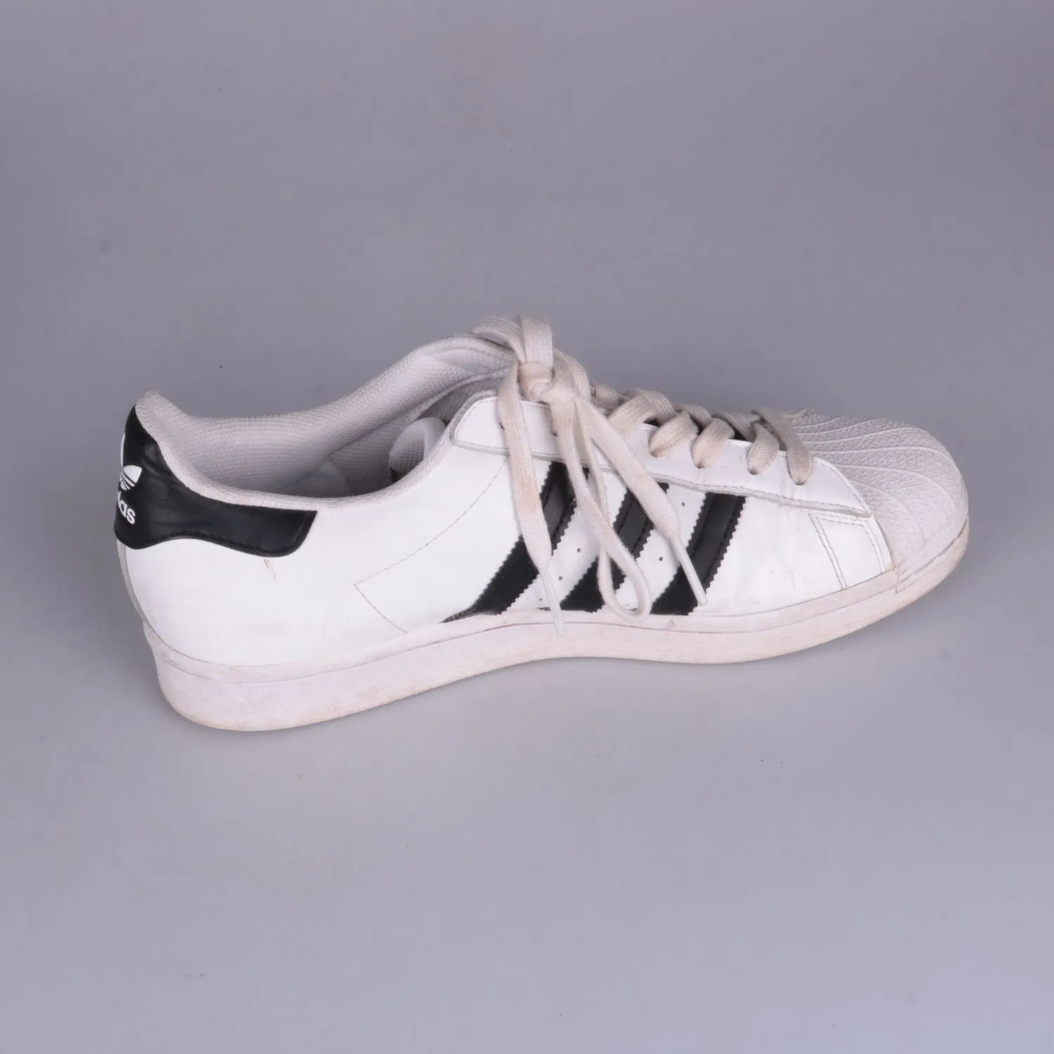 кроссовки Adidas