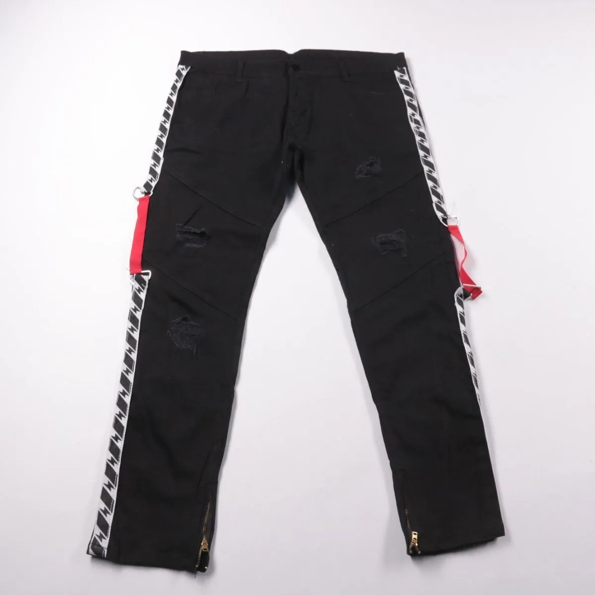 брюки не указано