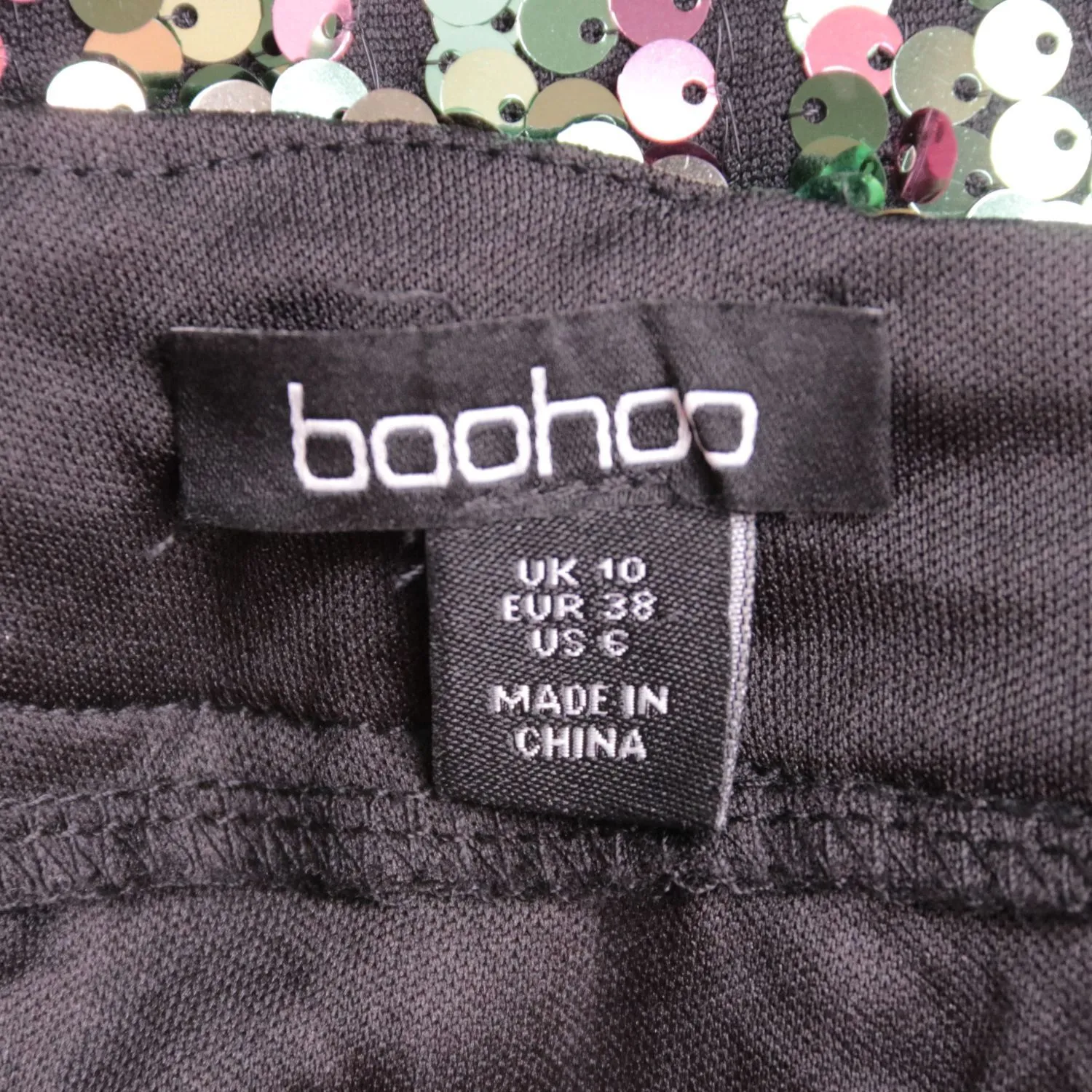 Женские шорты Boohoo с переливающимися пайетками, размер 44 (S/M)