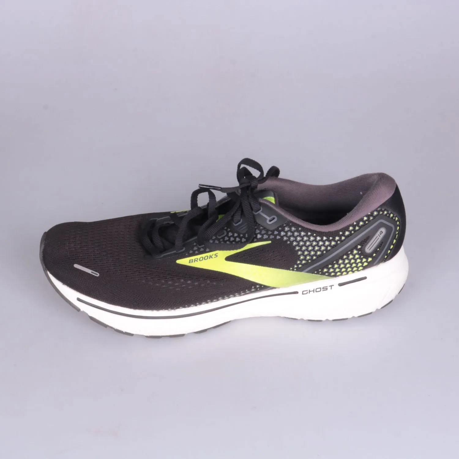 кроссовки Brooks