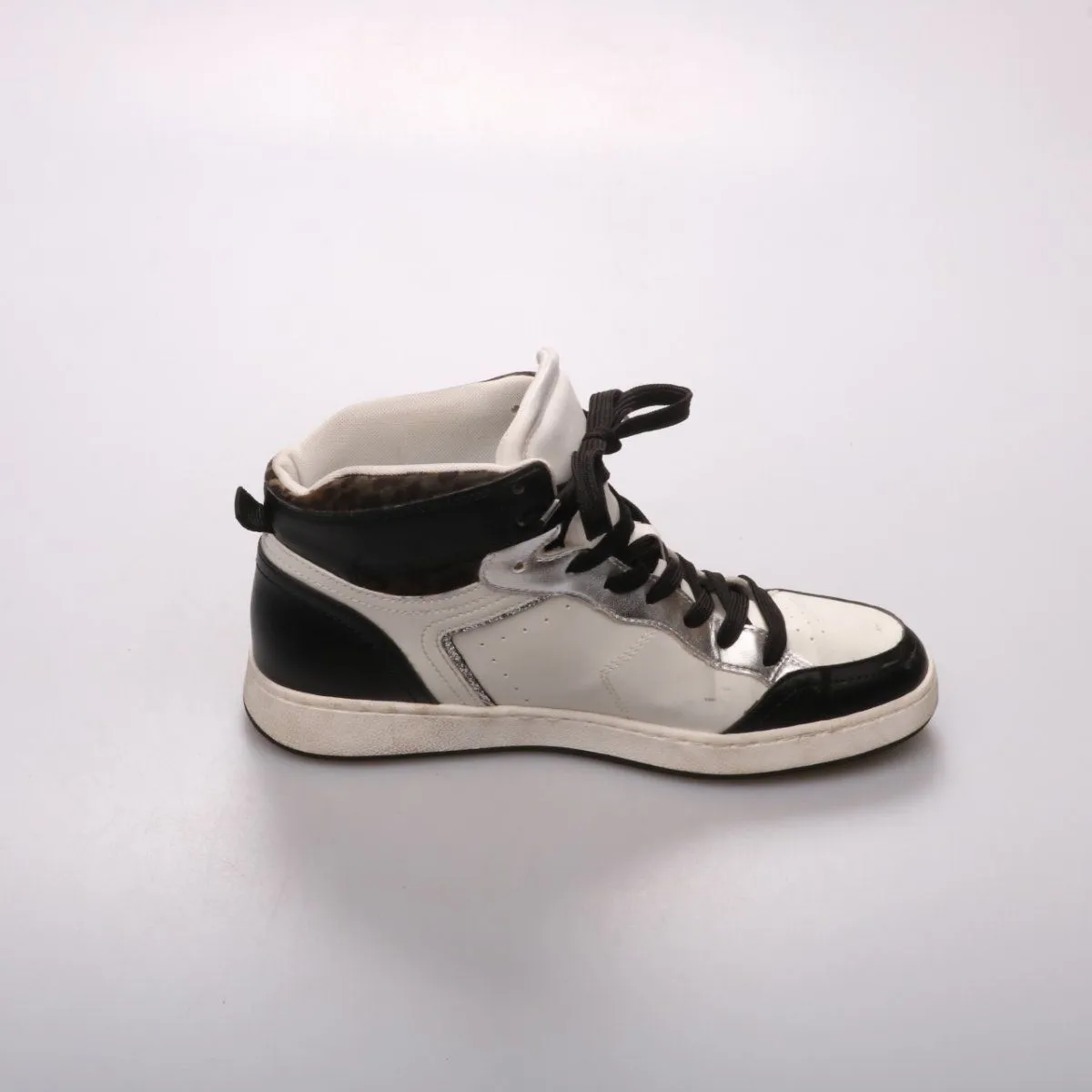 кроссовки Graceland