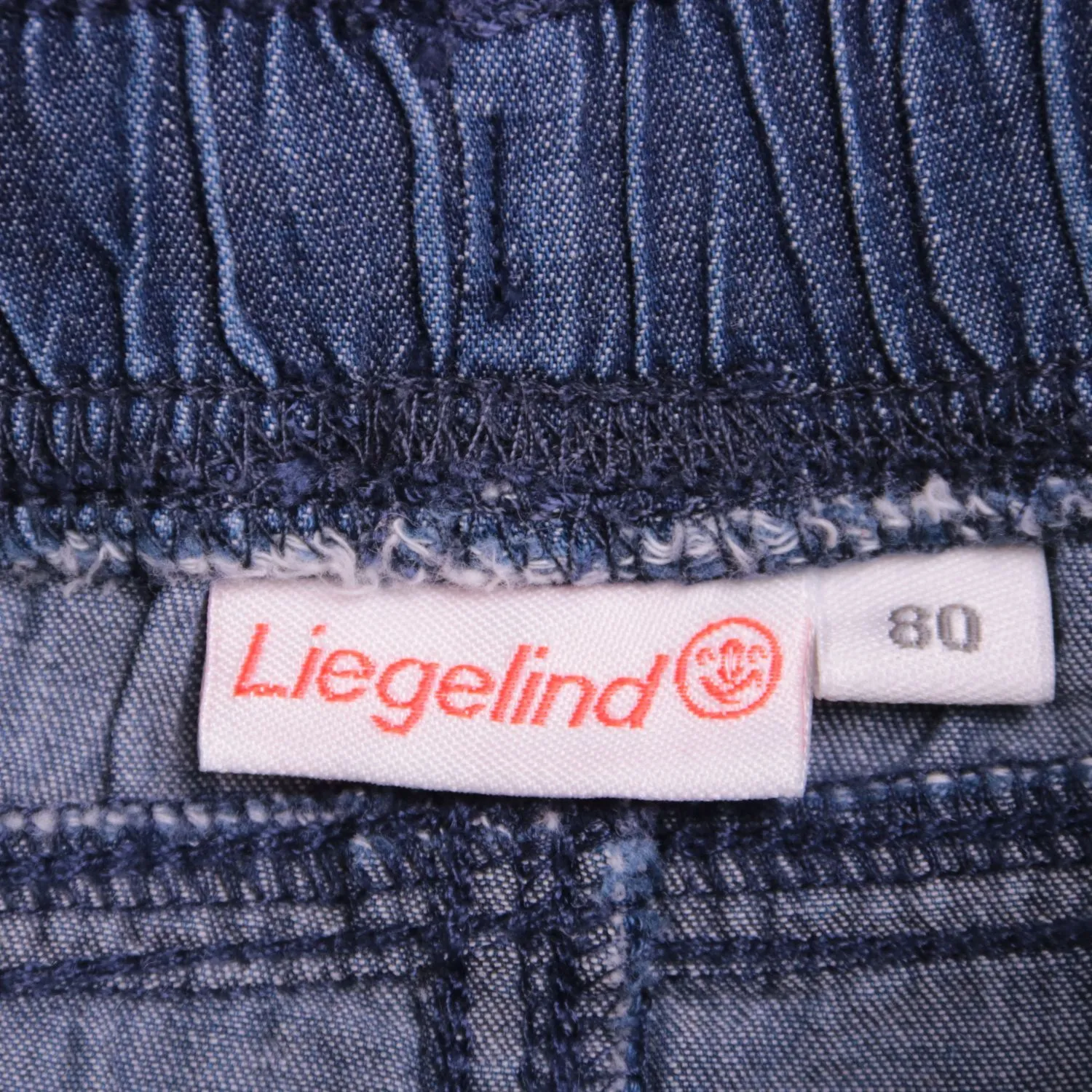 шорты Liegelind