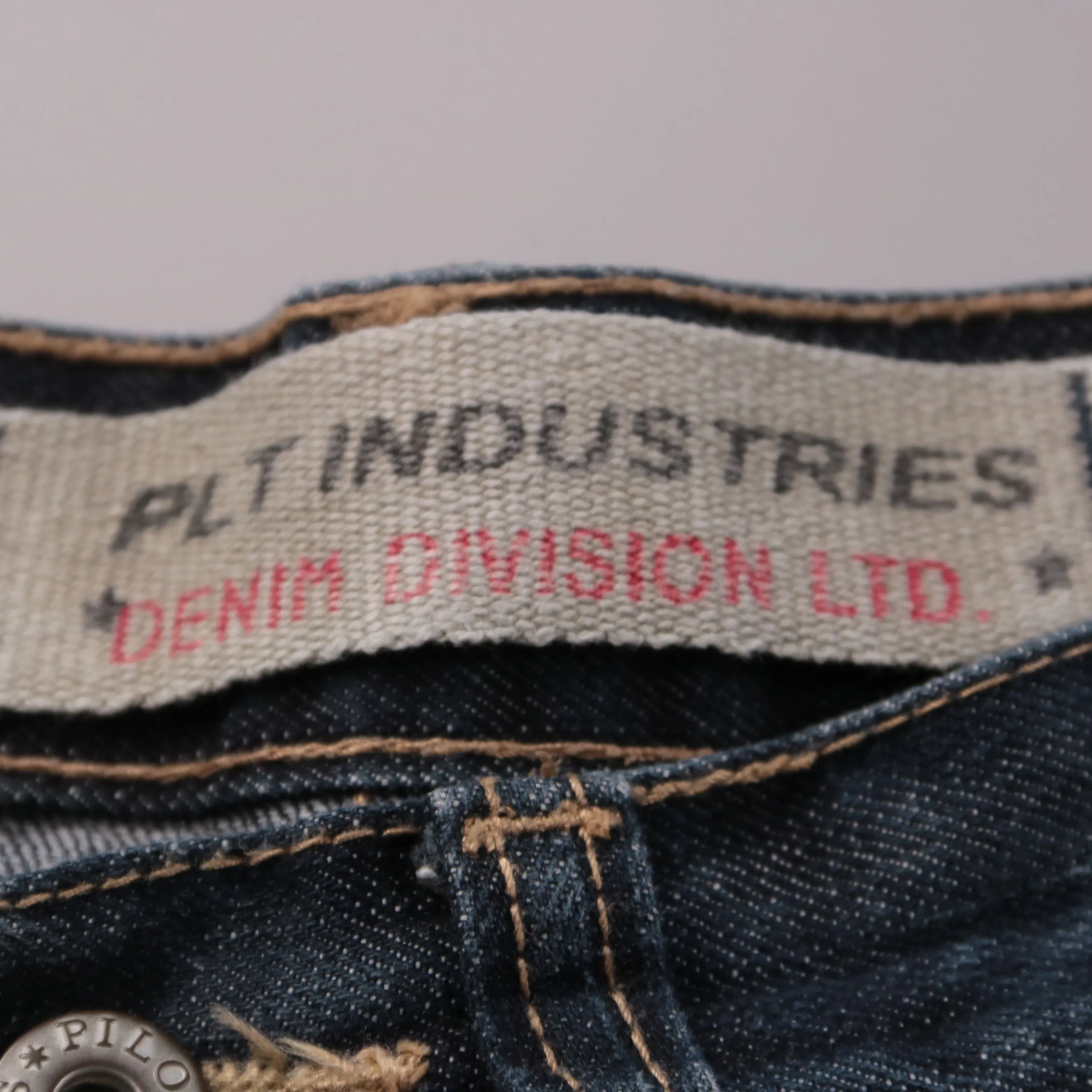 джинсы Pilindustries
